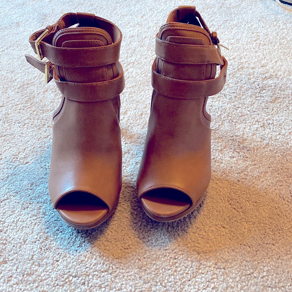 Brown heels